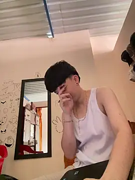 Tomnico 19 online show from May 7, 2026, 2:33 pm