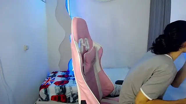 Larry craft online show from April 9, 2026, 8:36 pm