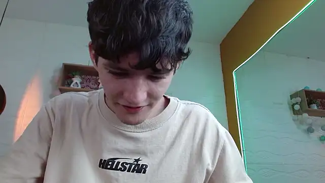 Snapshot of trevor_mob chatting on February 25, 2026, 8:51 pm trevor mob online show from February 25, 2026, 8:51 pm