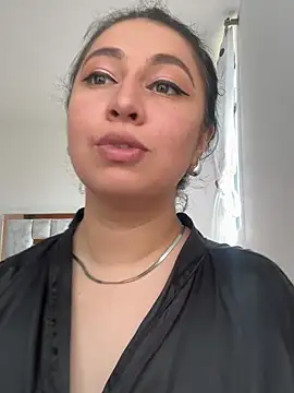 Snapshot of Ashleeyprincess01 chatting on March 2, 2026, 7:43 pm Ashleeyprincess01 online show from March 2, 2026, 7:43 pm