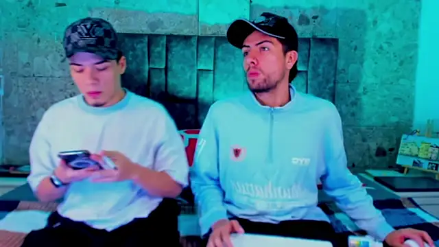 alex and christhoper online show from April 29, 2026, 5:55 am