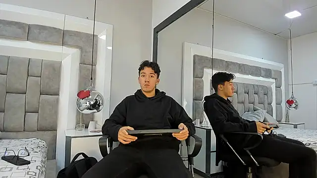 Snapshot of Austin_Reedss chatting on February 25, 2026, 12:37 pm Austin Reedss online show from February 25, 2026, 12:37 pm