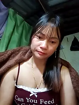 mami-rubi online show from March 18, 2026, 10:35 pm