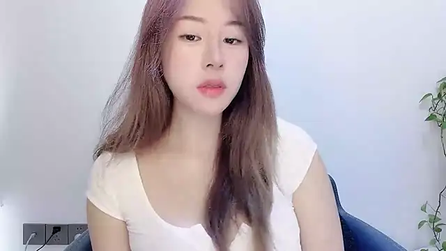 Snapshot of Baixi-01 chatting on April 10, 2026, 4:06 am Baixi-01 online show from April 10, 2026, 4:06 am