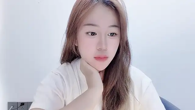 Baixi-01 online show from May 13, 2026, 4:54 am