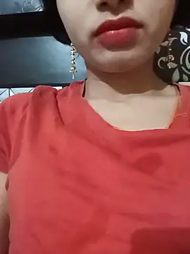 Snapshot of Rashmika_Mandana chatting on May 16, 2026, 11:14 pm Rashmika Mandana online show from May 16, 2026, 11:14 pm