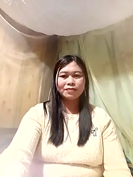 Snapshot of -Batina- chatting on April 2, 2026, 8:17 pm -Batina- online show from April 2, 2026, 8:17 pm