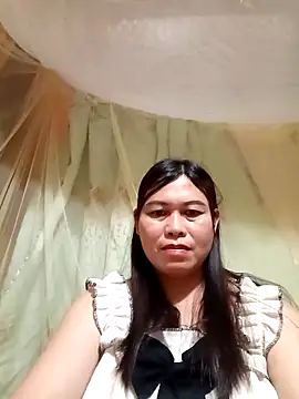 Snapshot of -Batina- chatting on April 9, 2026, 1:27 am -Batina- online show from April 9, 2026, 1:27 am