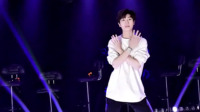 AOA-boy online show from April 11, 2026, 7:45 am