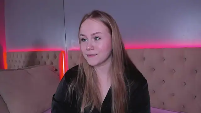 Snapshot of stacy_moorex chatting on April 30, 2026, 8:37 pm stacy moorex online show from April 30, 2026, 8:37 pm