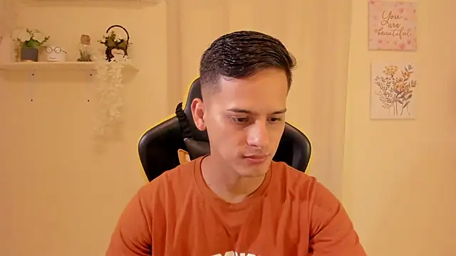 sexy andres01 online show from February 26, 2026, 1:54 pm