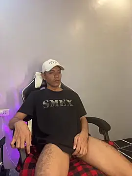 Snapshot of asian_darlingcummersxXx chatting on March 28, 2026, 12:43 am asian darlingcummersxXx online show from March 28, 2026, 12:43 am