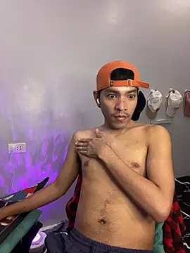 Snapshot of asian_darlingcummersxXx chatting on April 3, 2026, 6:11 am asian darlingcummersxXx online show from April 3, 2026, 6:11 am