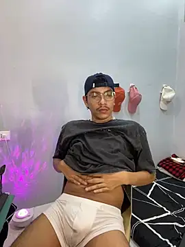 Snapshot of asian_darlingcummersxXx chatting on April 11, 2026, 3:11 am asian darlingcummersxXx online show from April 11, 2026, 3:11 am