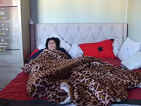 Snapshot of tess1980 chatting on February 27, 2026, 7:08 am tess1980 online show from February 27, 2026, 7:08 am