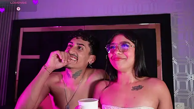 Dark Eros  online show from March 19, 2026, 3:32 am