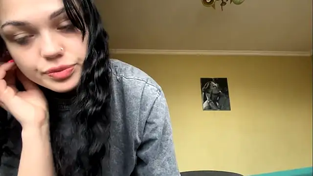 Snapshot of Jennifer_anniston chatting on March 3, 2026, 7:03 am Jennifer anniston online show from March 3, 2026, 7:03 am