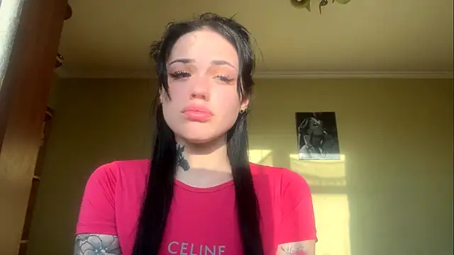 Snapshot of Jennifer_anniston chatting on March 12, 2026, 2:34 pm Jennifer anniston online show from March 12, 2026, 2:34 pm