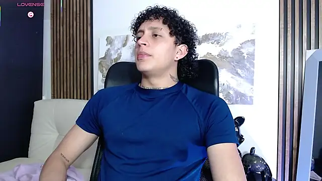 Snapshot of Jay_Taylor1_ chatting on February 28, 2026, 2:45 am Jay Taylor1 online show from February 28, 2026, 2:45 am