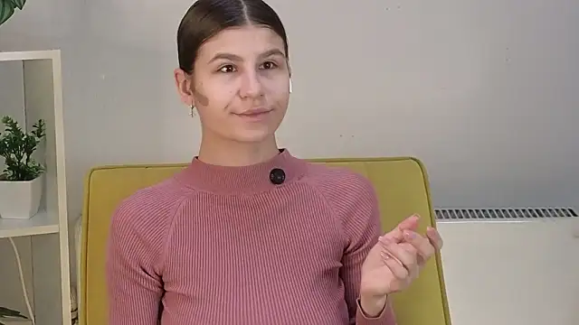 AnastaciaHazekamp online show from February 27, 2026, 8:14 am