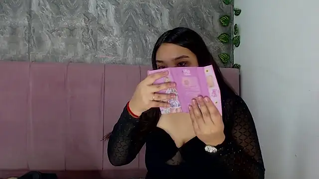 Snapshot of anyela_donecm chatting on May 15, 2026, 7:32 pm anyela donecm online show from May 15, 2026, 7:32 pm