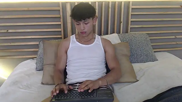 Snapshot of clark_ken01 chatting on March 2, 2026, 8:48 pm clark ken01 online show from March 2, 2026, 8:48 pm