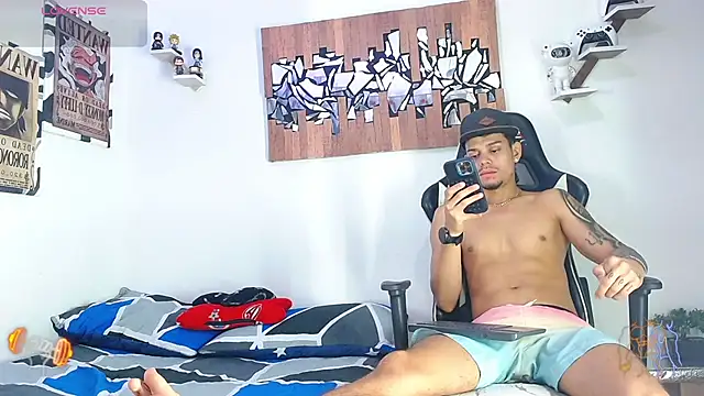 AdamsDvi online show from March 8, 2026, 4:11 pm