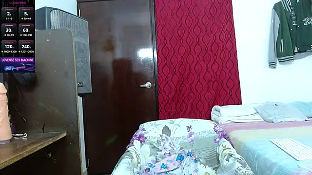 Snapshot of scarlet_johannson19 chatting on June 25, 2026, 3:06 am scarlet johannson19 online show from June 25, 2026, 3:06 am