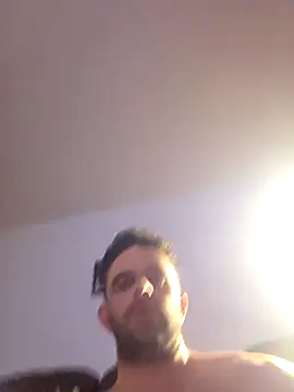 Snapshot of kevenle89 chatting on February 25, 2026, 10:30 pm kevenle89 online show from February 25, 2026, 10:30 pm