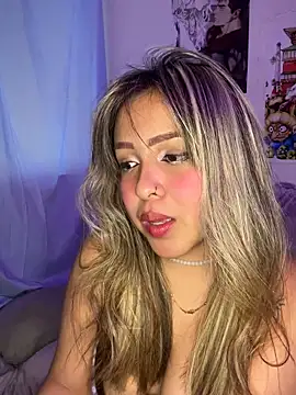 Snapshot of Moon_Velvet_ chatting on March 13, 2026, 8:59 pm Moon Velvet online show from March 13, 2026, 8:59 pm