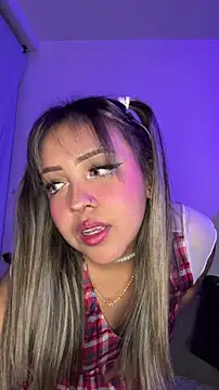 Snapshot of Moon_Velvet_ chatting on March 21, 2026, 12:26 am Moon Velvet online show from March 21, 2026, 12:26 am