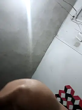 FanlikeSaxist online show from April 27, 2026, 6:00 am