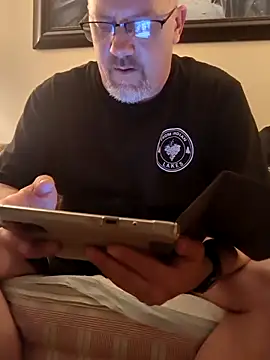 Snapshot of WorthingtonM3 chatting on May 12, 2026, 1:58 am WorthingtonM3 online show from May 12, 2026, 1:58 am
