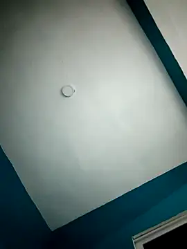 Hugaldo11 online show from February 25, 2026, 6:23 am