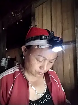 Snapshot of Lucie_Fuzk chatting on March 15, 2026, 1:44 am Lucie Fuzk online show from March 15, 2026, 1:44 am