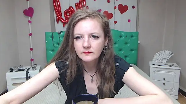 Snapshot of MeganPirs chatting on April 21, 2026, 5:06 pm MeganPirs online show from April 21, 2026, 5:06 pm