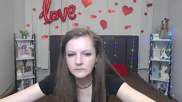 Snapshot of MeganPirs chatting on April 26, 2026, 5:05 am MeganPirs online show from April 26, 2026, 5:05 am