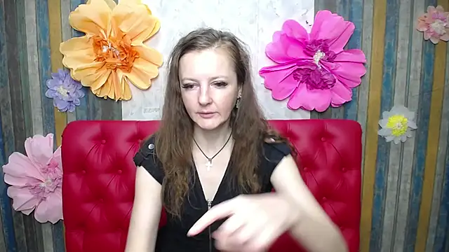 Snapshot of MeganPirs chatting on May 11, 2026, 5:13 am MeganPirs online show from May 11, 2026, 5:13 am