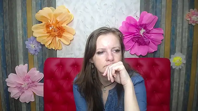Snapshot of MeganPirs chatting on May 27, 2026, 5:04 am MeganPirs online show from May 27, 2026, 5:04 am
