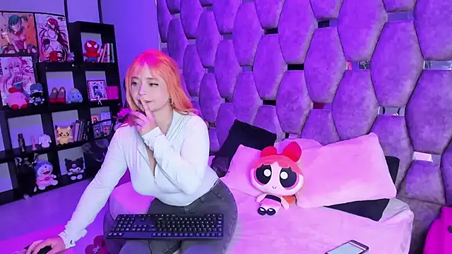 Maky Coss online show from April 7, 2026, 1:33 pm