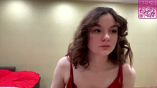 AliveCute online show from March 15, 2026, 6:14 pm