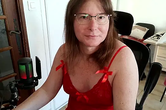Snapshot of Jessica_hotTime chatting on April 15, 2026, 8:32 am Jessica hotTime online show from April 15, 2026, 8:32 am