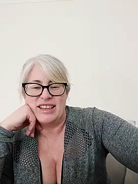 Snapshot of FlirtyFleur-x chatting on March 30, 2026, 4:08 pm FlirtyFleur-x online show from March 30, 2026, 4:08 pm