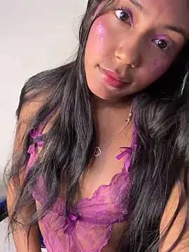 Snapshot of Maddie_7 chatting on April 11, 2026, 2:49 am Maddie 7 online show from April 11, 2026, 2:49 am