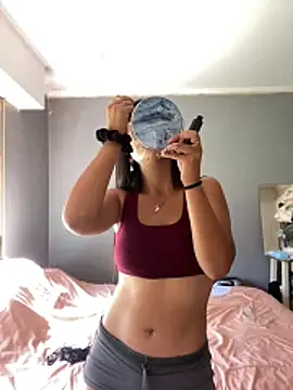 morochava online show from March 19, 2026, 3:16 pm