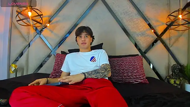 Snapshot of EXCLUSIVE8 chatting on March 12, 2026, 4:29 am EXCLUSIVE8 online show from March 12, 2026, 4:29 am