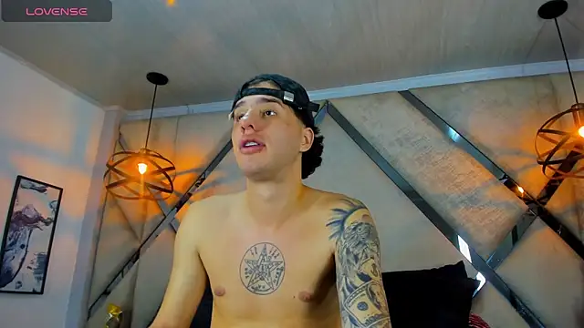 Snapshot of EXCLUSIVE8 chatting on March 13, 2026, 4:30 am EXCLUSIVE8 online show from March 13, 2026, 4:30 am