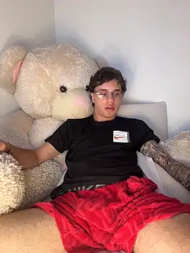 Snapshot of EXCLUSIVE8 chatting on April 5, 2026, 9:34 pm EXCLUSIVE8 online show from April 5, 2026, 9:34 pm