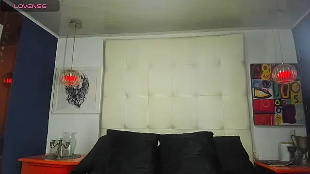 Snapshot of EXCLUSIVE8 chatting on April 14, 2026, 4:51 am EXCLUSIVE8 online show from April 14, 2026, 4:51 am