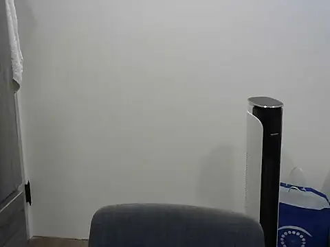 silverwolfwoof online show from June 26, 2026, 3:38 pm